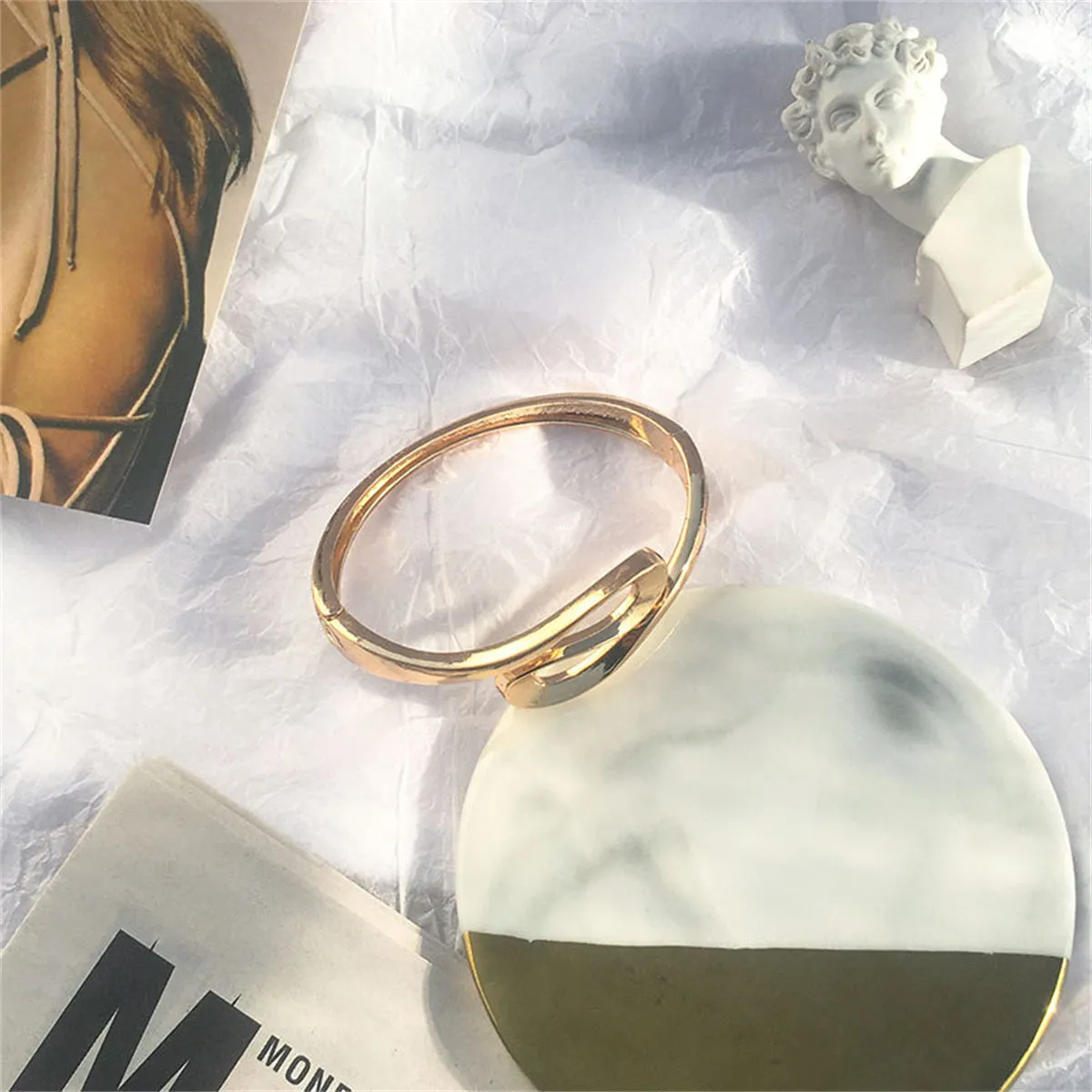 18K Gold-Plated Ribbon Bangle