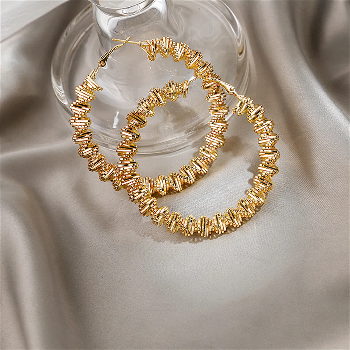 18K Gold-Plated Twist Hoop Earring