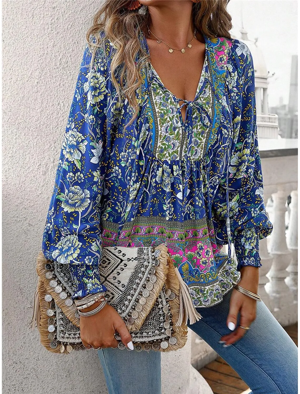 Aquilina® | Floral Lace Shirt For Summer