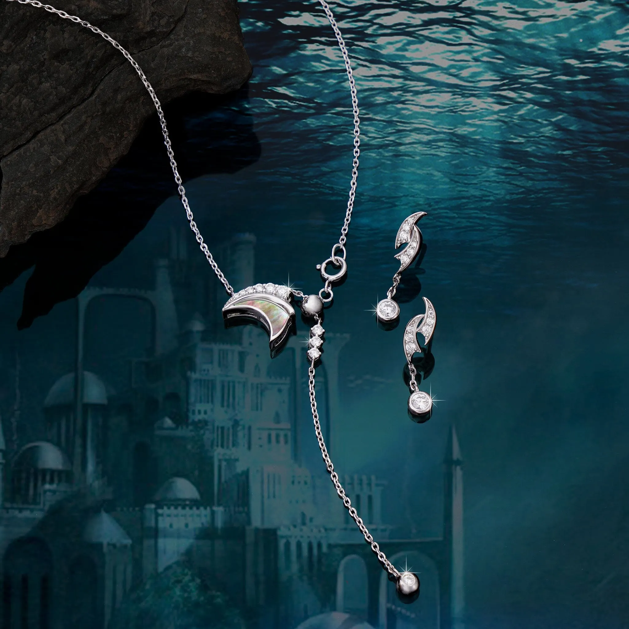 Atlantis Mother of Pearl Necklace