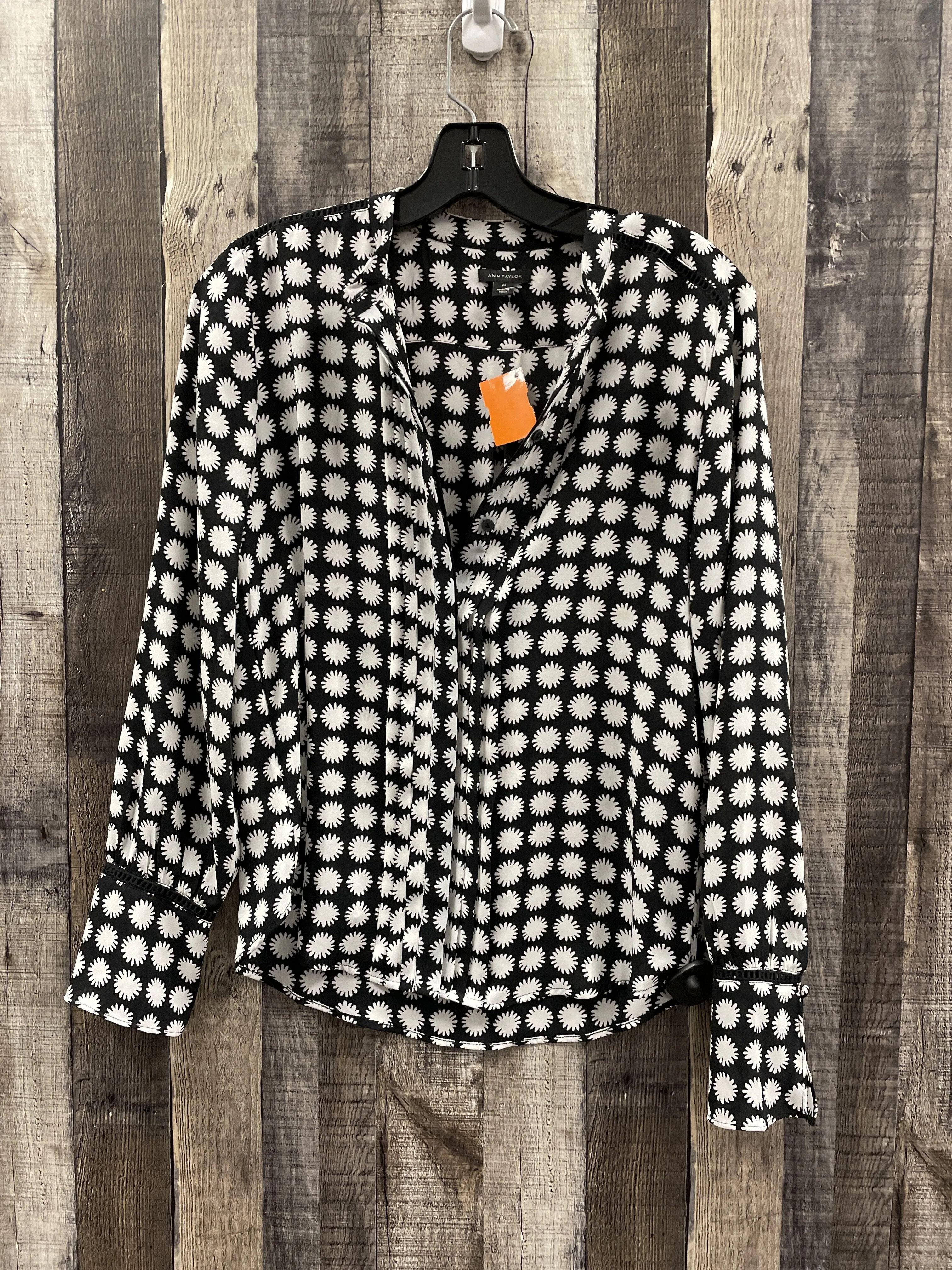Blouse Long Sleeve By Ann Taylor  Size: Xs