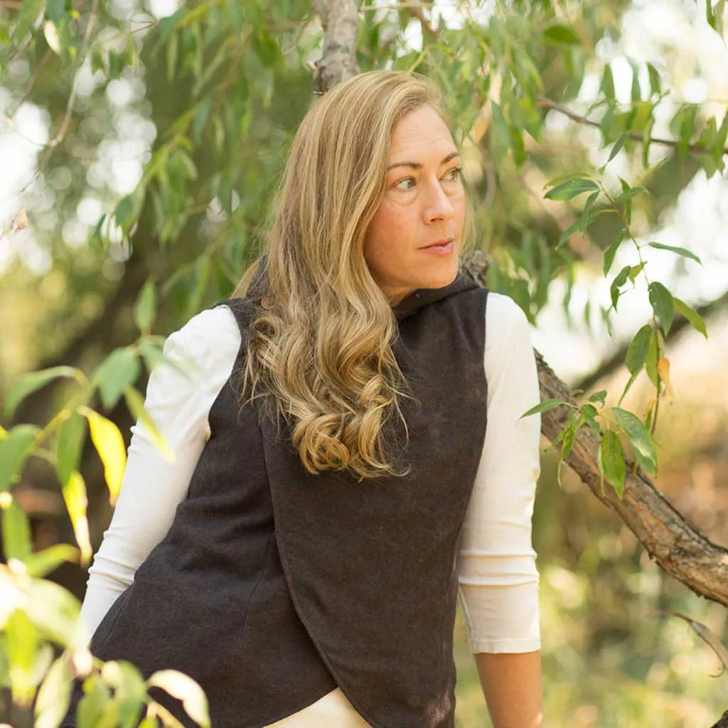 Crossroads Vest Add-on Sewing Pattern - Women's/Curved Fit