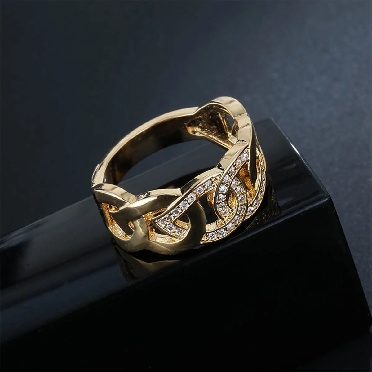 Cubic Zirconia Interlocking Circles Ring