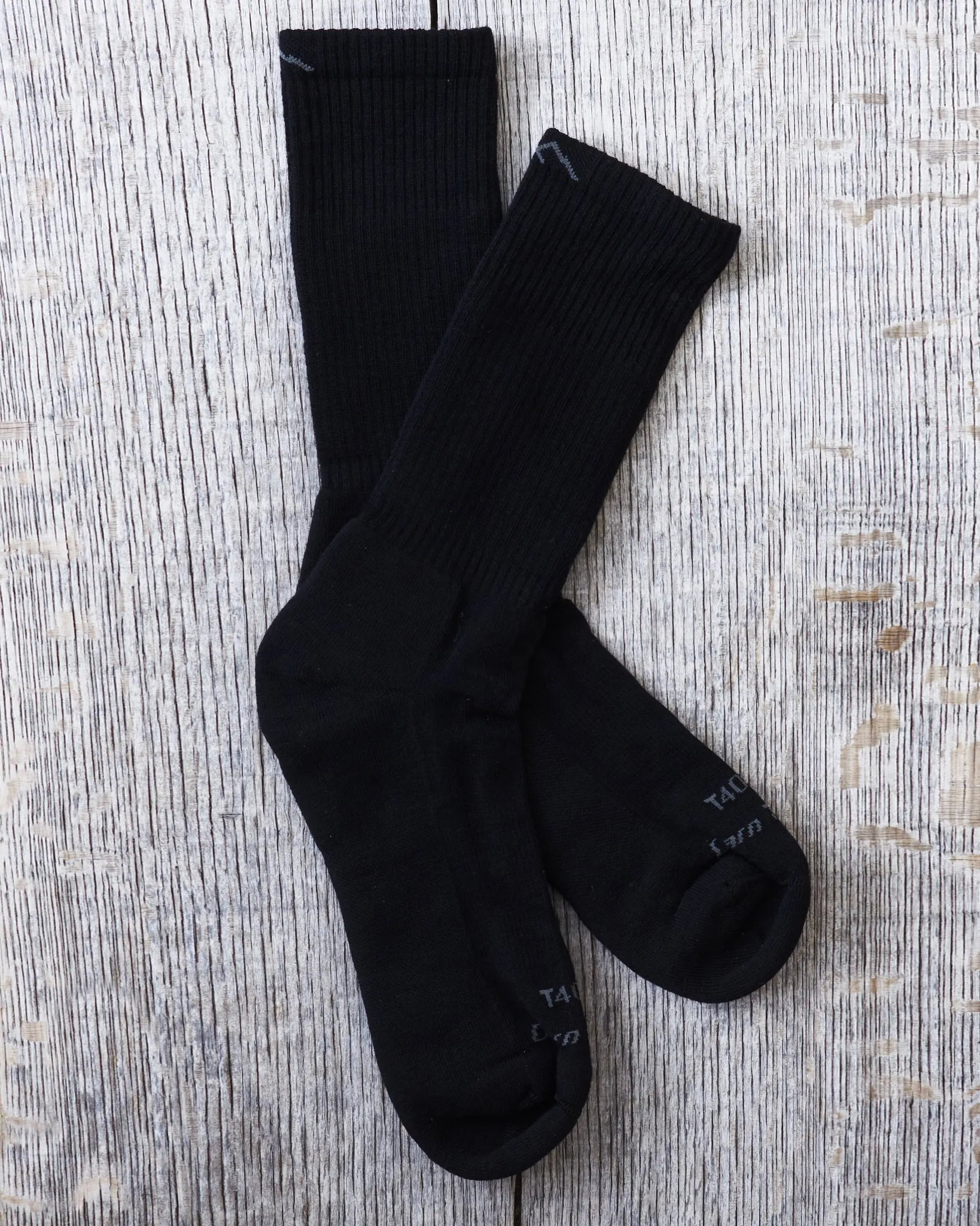 Darn Tough T421 / T4021 Black Boot Sock Midweight Tactical With Cushion