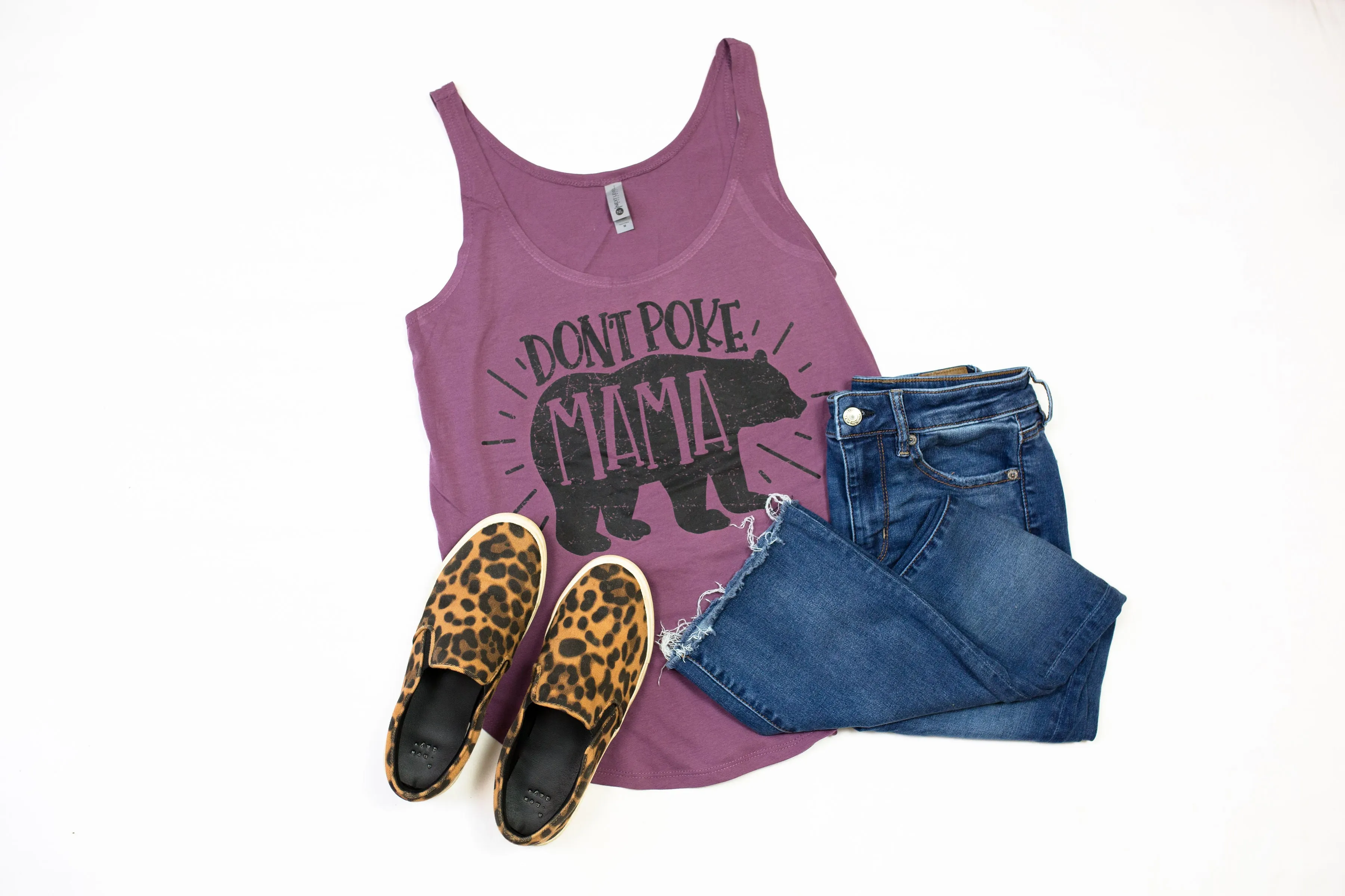 Don't Poke Mama Bear © Women's Scoop Tank (Black)