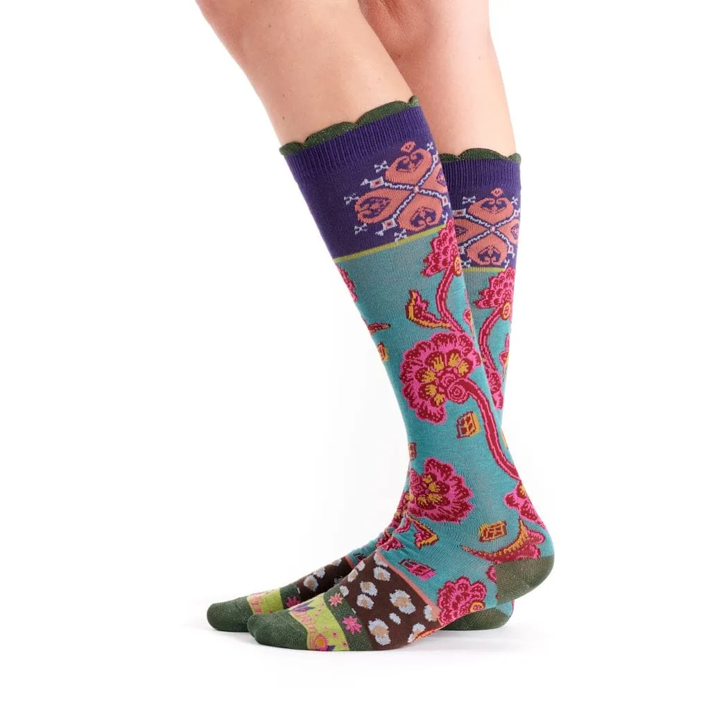 Dye Fantaisy Knee High Socks for Her