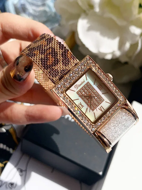 Fashion&Classic Square Pattern Women's Watch