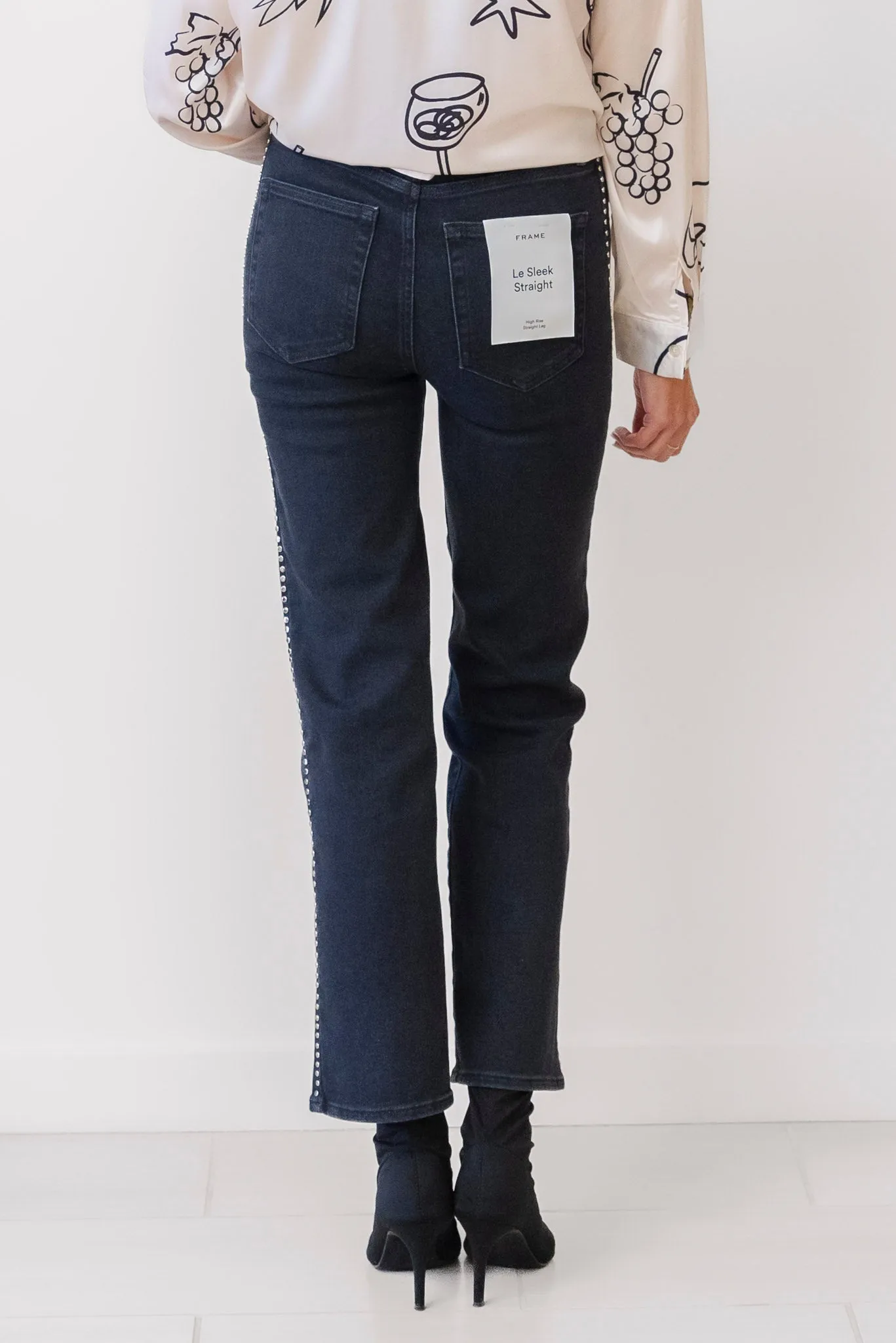 FRAME Le Sleek Studded Jeans