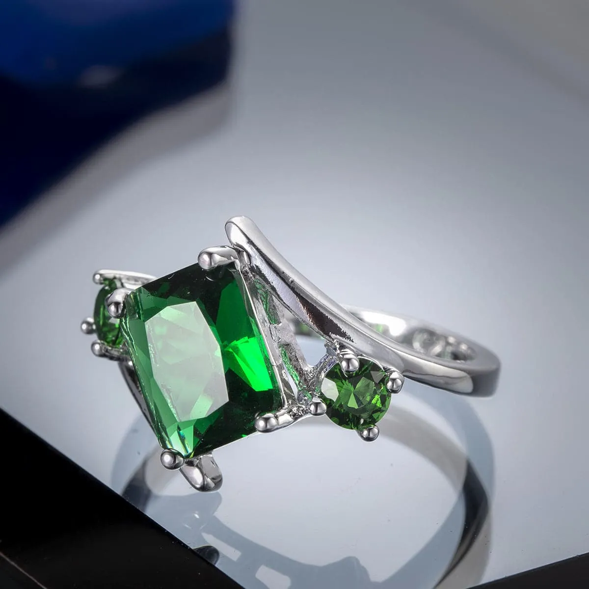 Green Cubic Zirconia & Crystal Curve Princess-Cut Ring