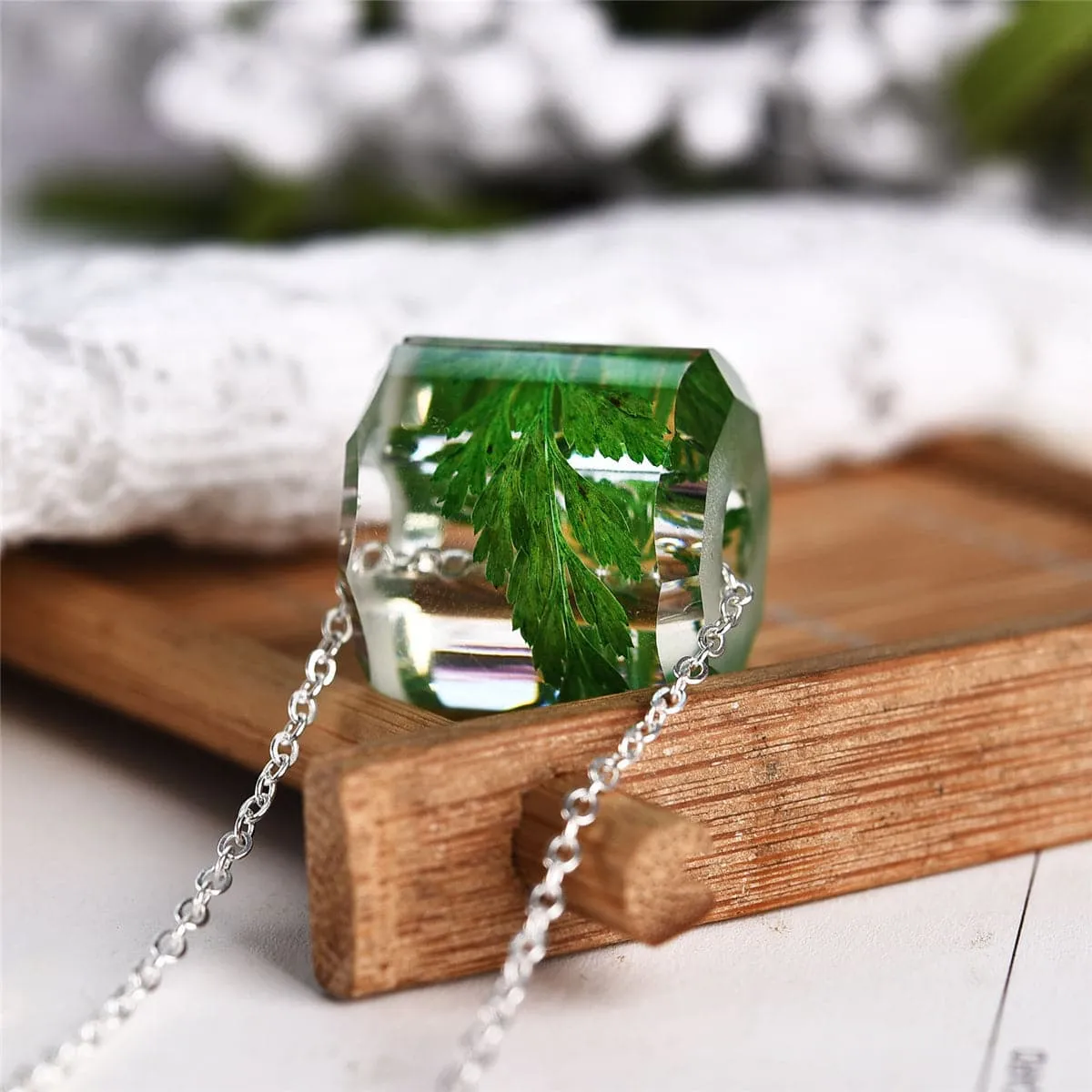 Green Dried Flower & Silver-Plated Cylinder Pendant Necklace