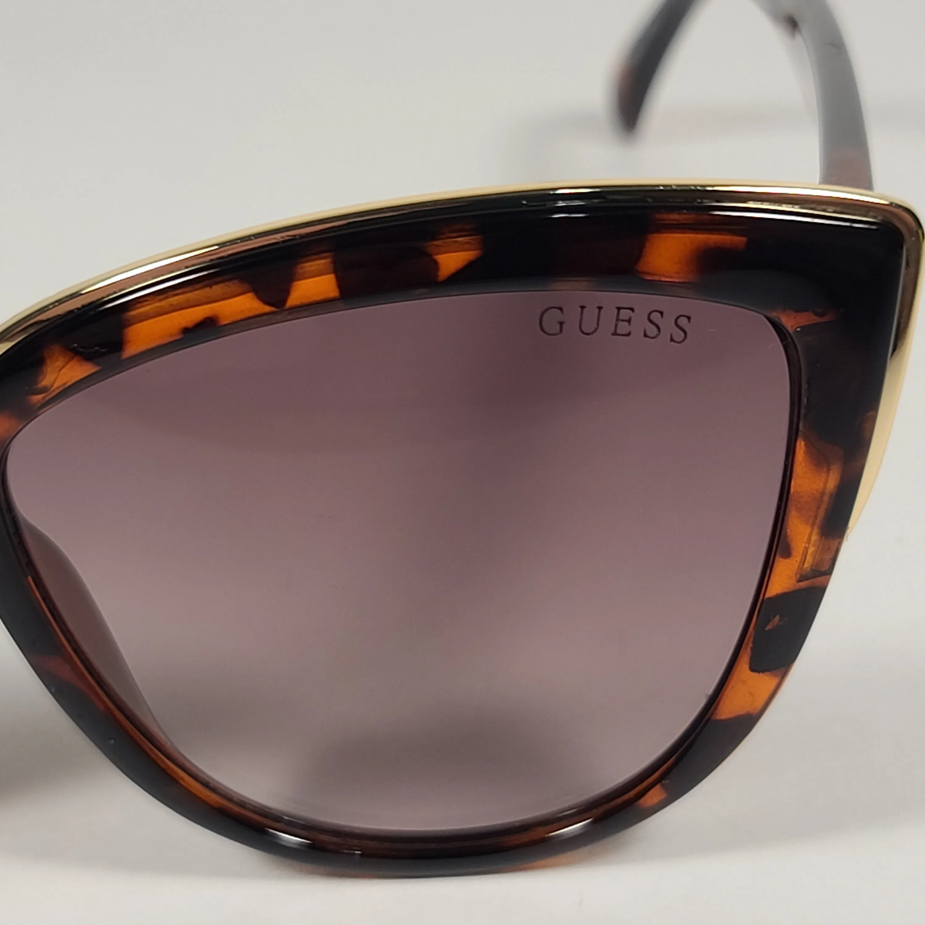 Guess Cat Eye Sunglasses Brown Tortoise Gold Frame Brown Gradient Lens GF0313 52F