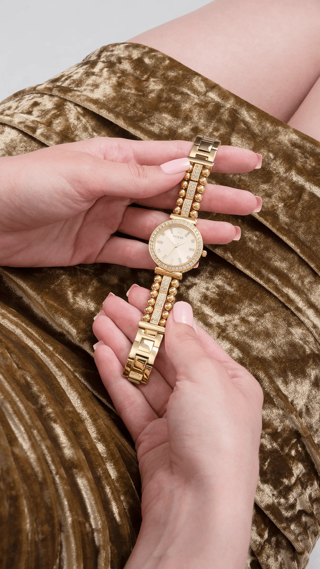 Guess Gala Gold Women's Analogue Watch GW0401L2