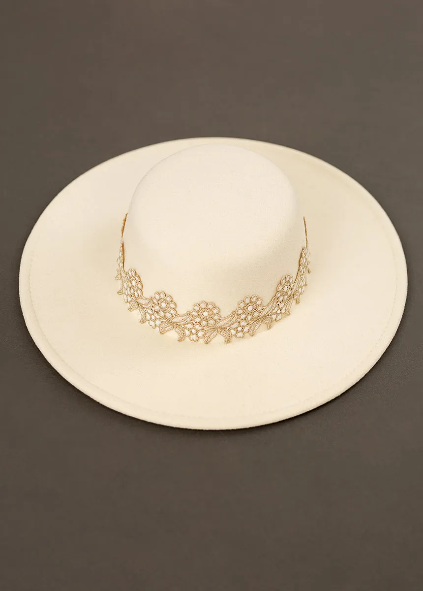 Halo Hat in Cream