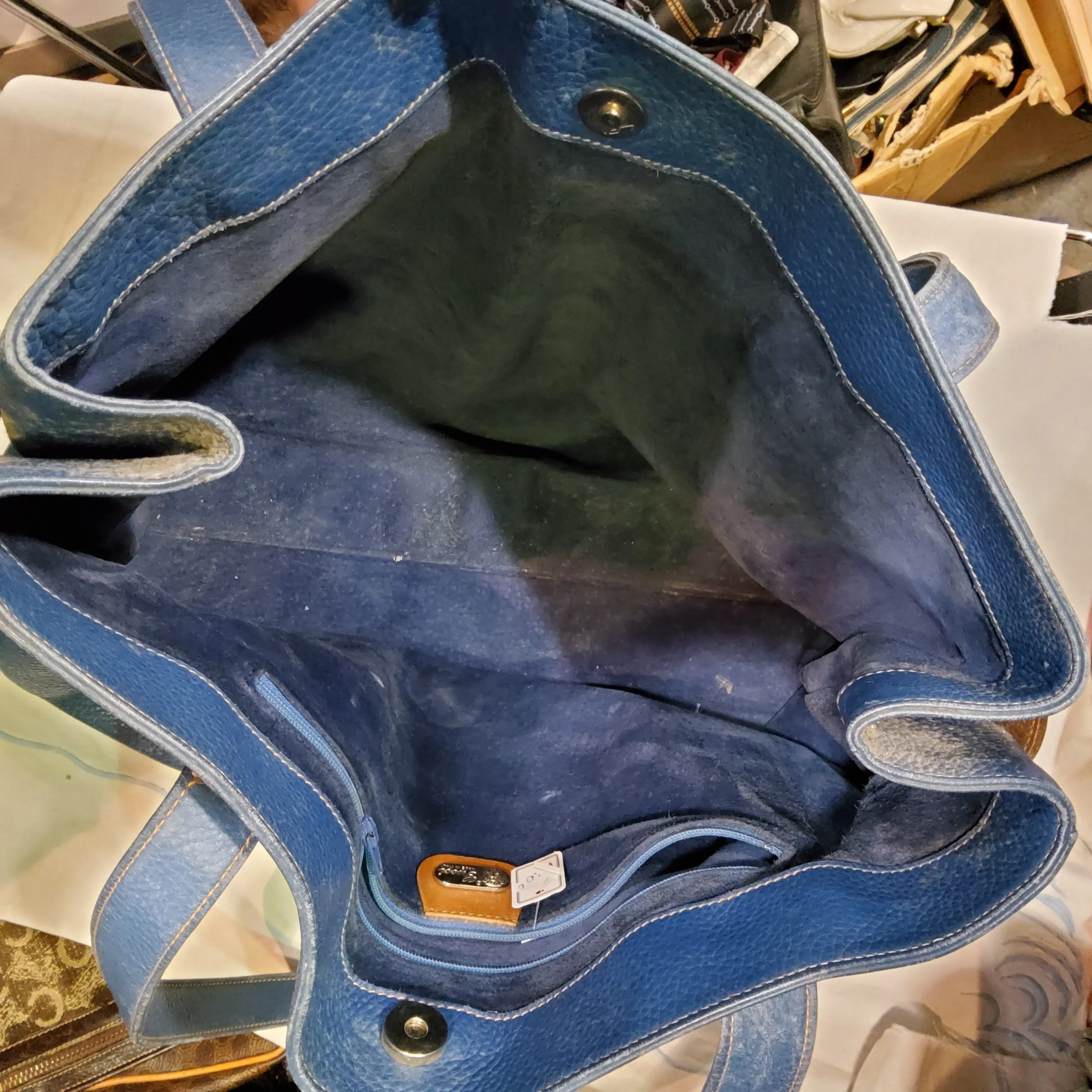 Handbag
