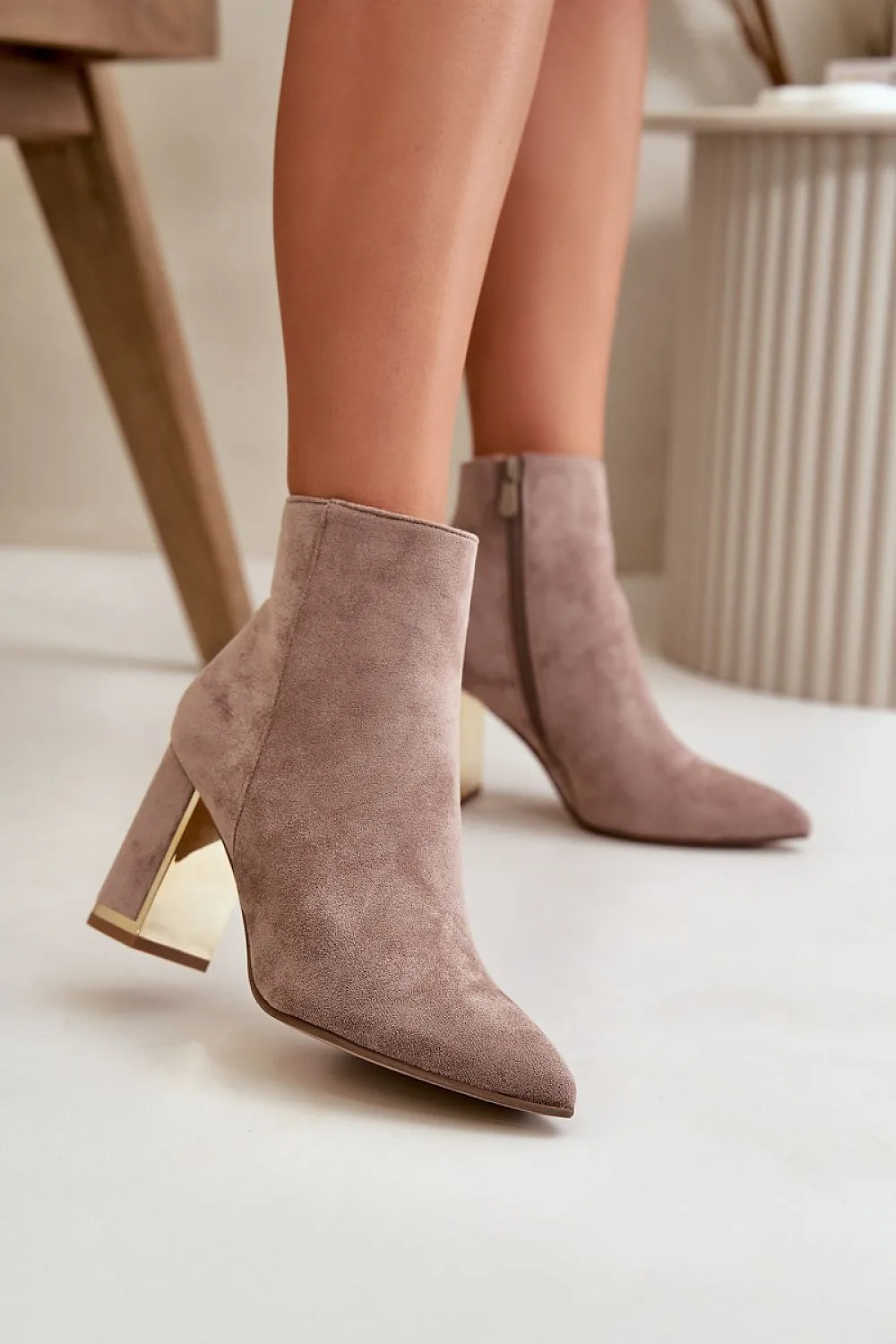 Heel boots