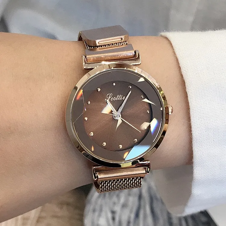 Irregular Mirror Round Dial Women's Watch