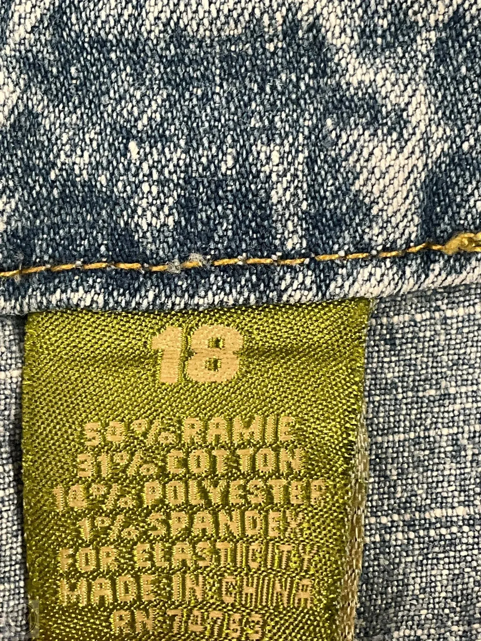 Jeans Straight By Zana Di  Size: 18