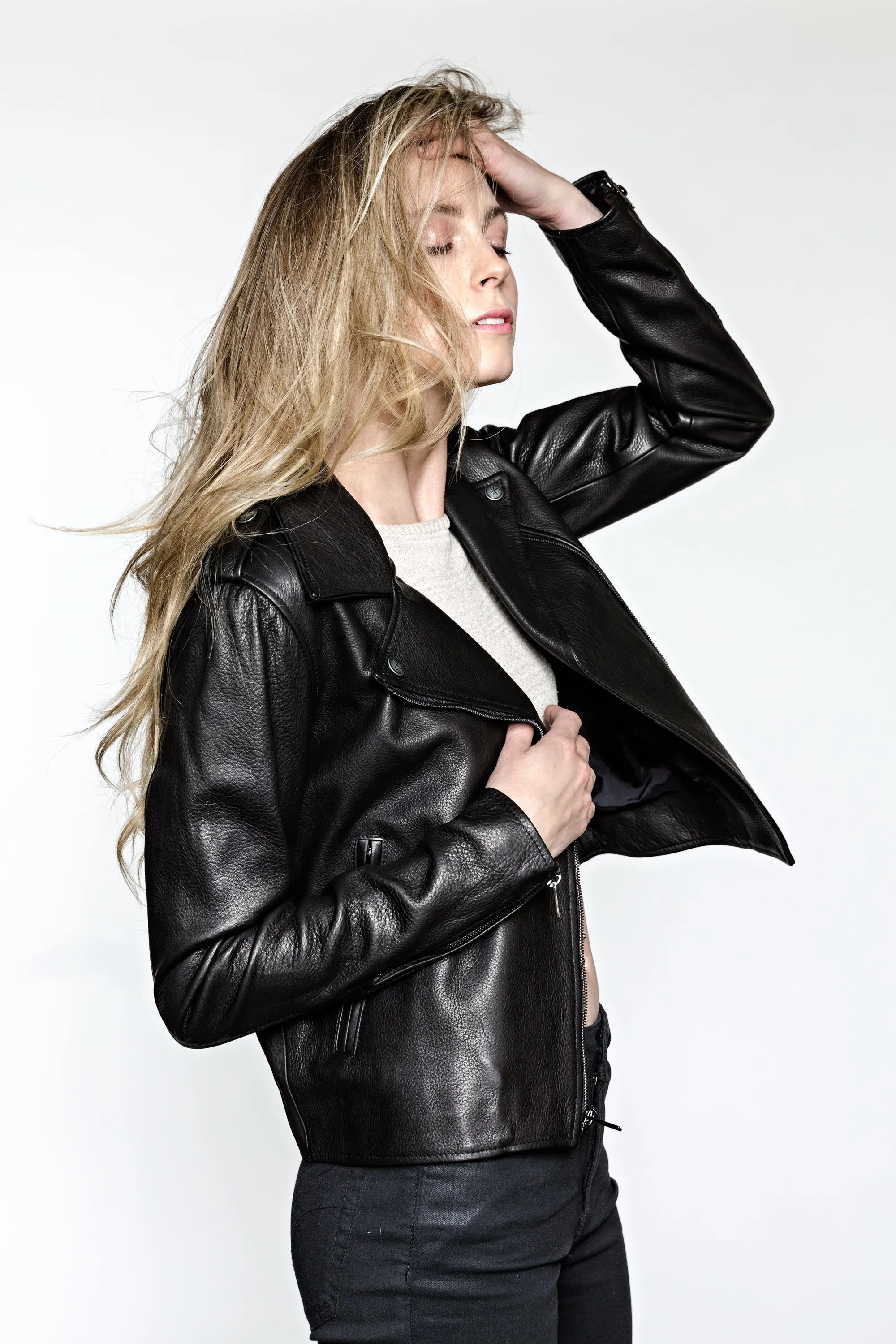 JKT:6W "THE WOMEN'S BIKER"