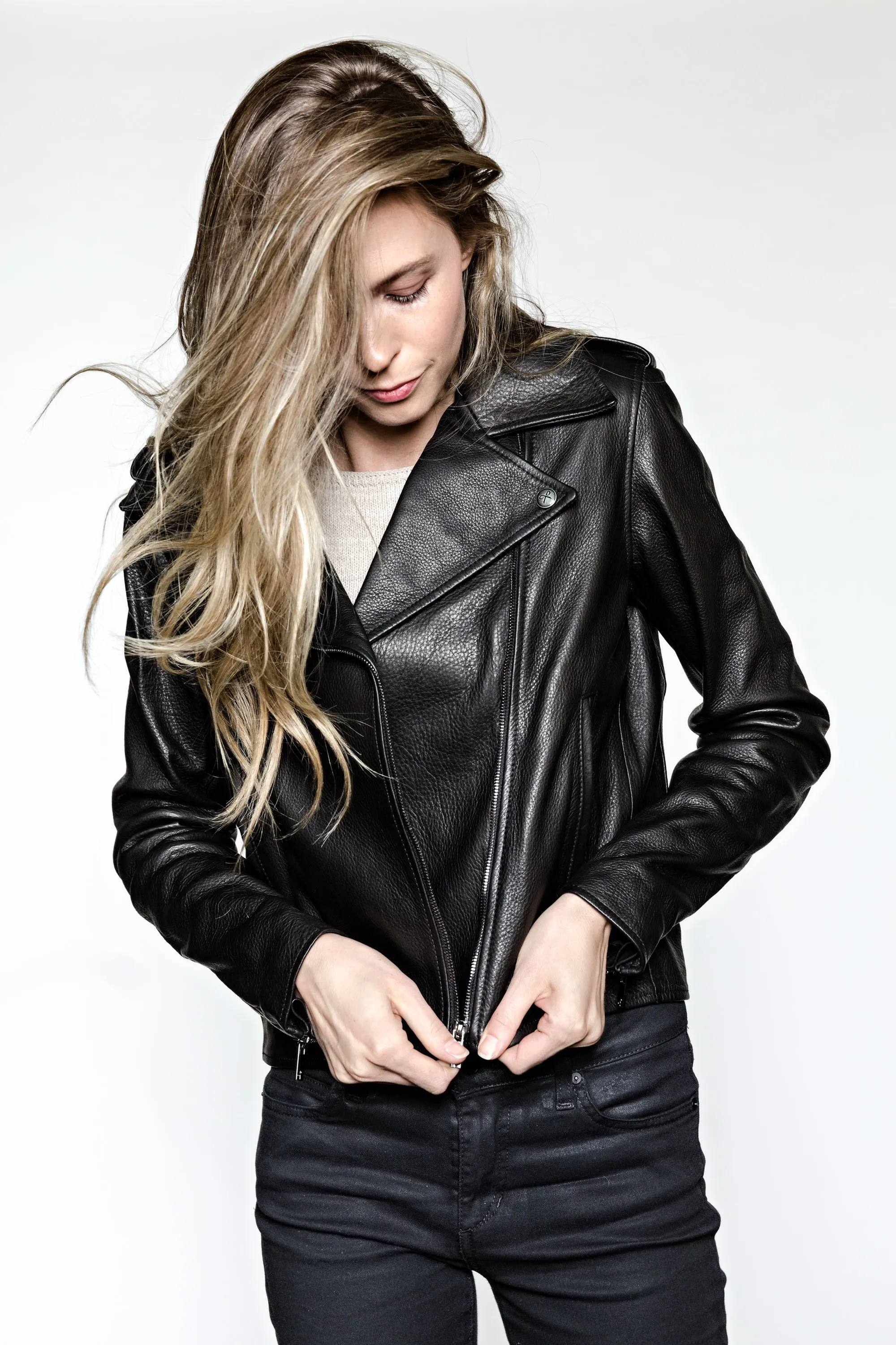 JKT:6W "THE WOMEN'S BIKER"