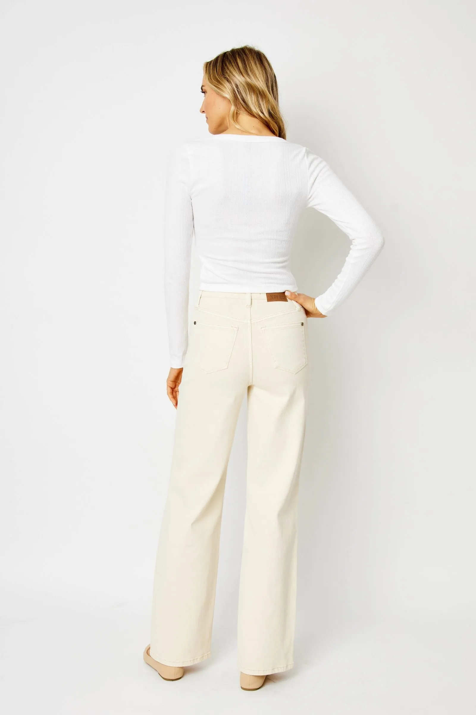 Judy Blue Ecru Jeans w/ Crochet Patch Accent