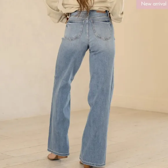 Judy Blue High Rise Medium Wash Classic Retro Wide Leg Jeans Regular Plus NEW