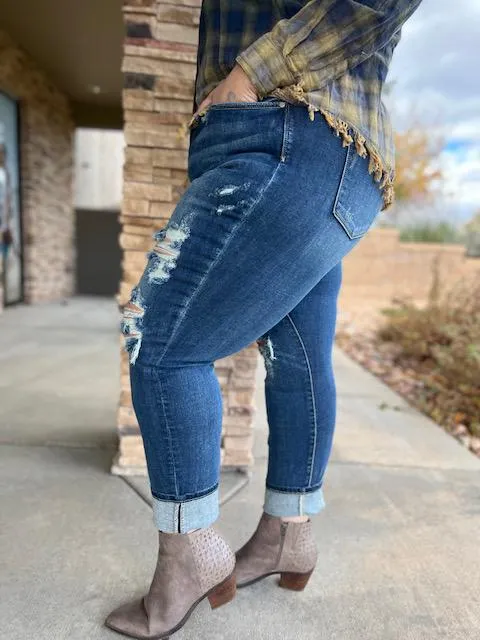 Judy Blue Mid Rise Cuffed Destroyed Boyfriend Jean