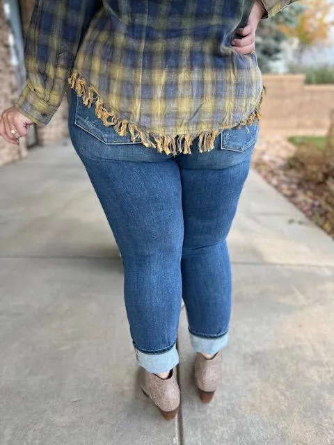 Judy Blue Mid Rise Cuffed Destroyed Boyfriend Jean