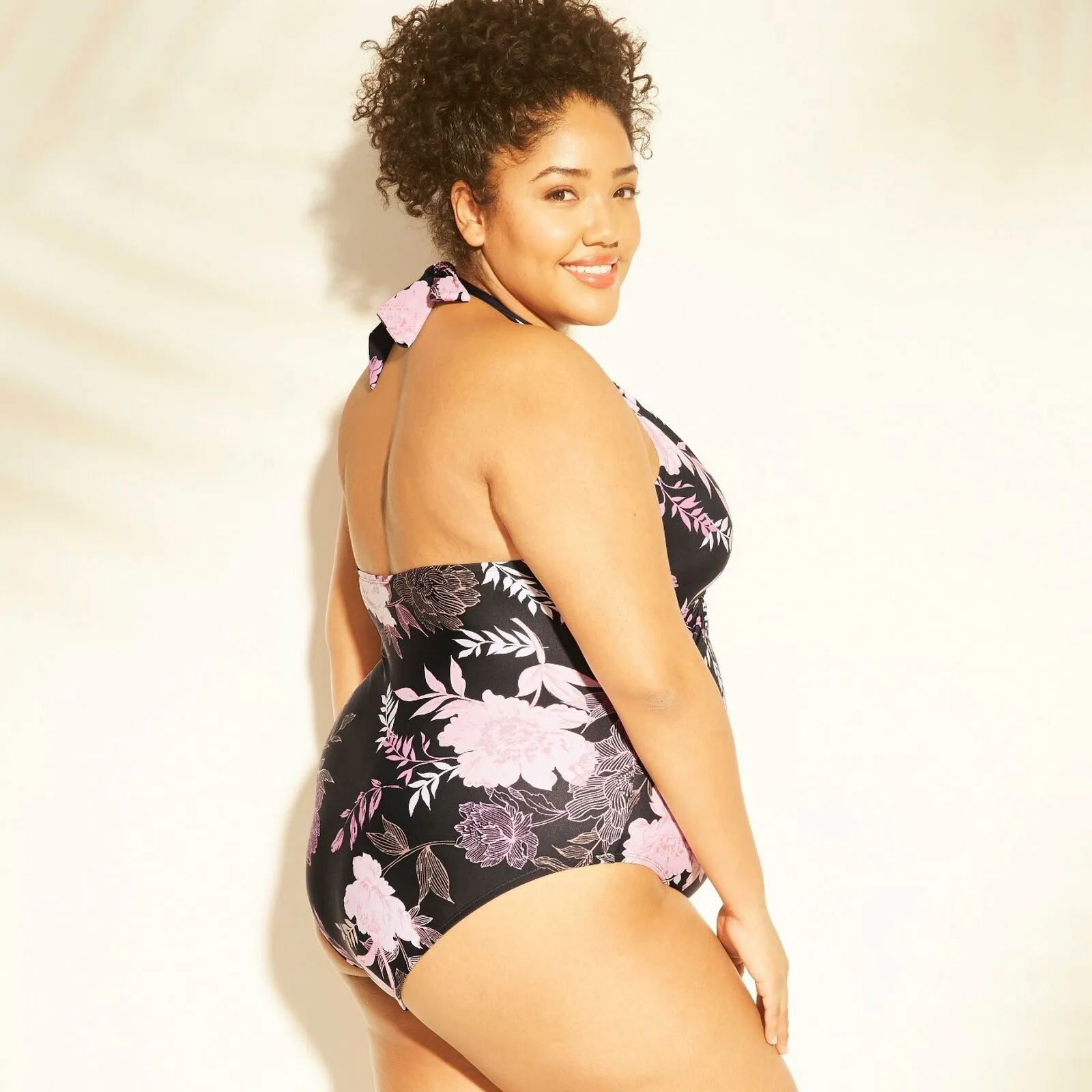 Kona Sol Women's Plus Size Twist Front Halter One Piece Swimsuit