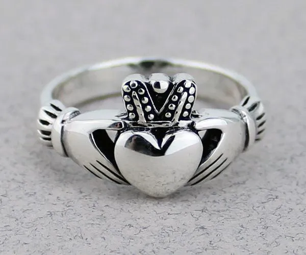 Large Claddagh Ring