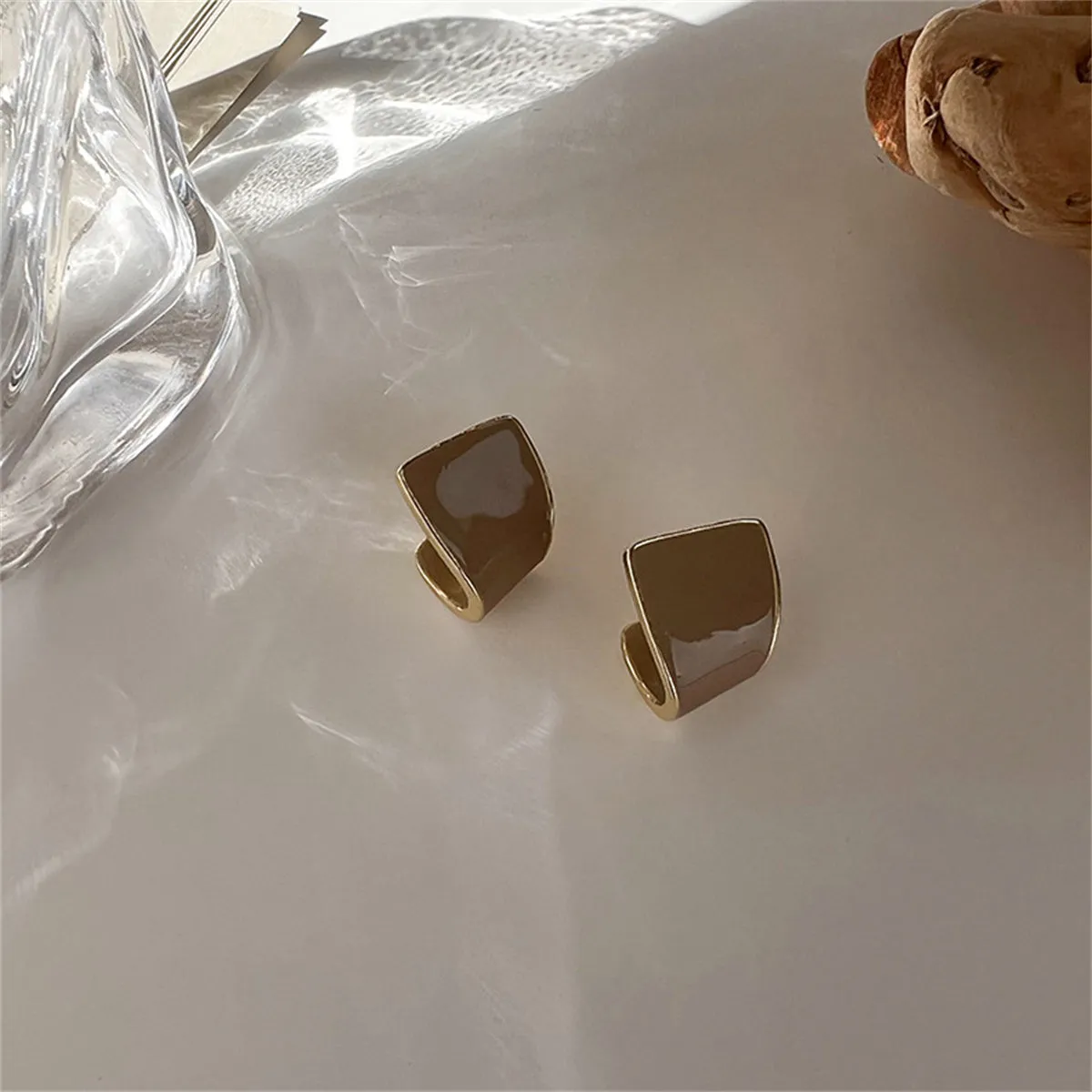 Light Brown & 18K Gold-Plated Twisted Bezel Stud Earrings