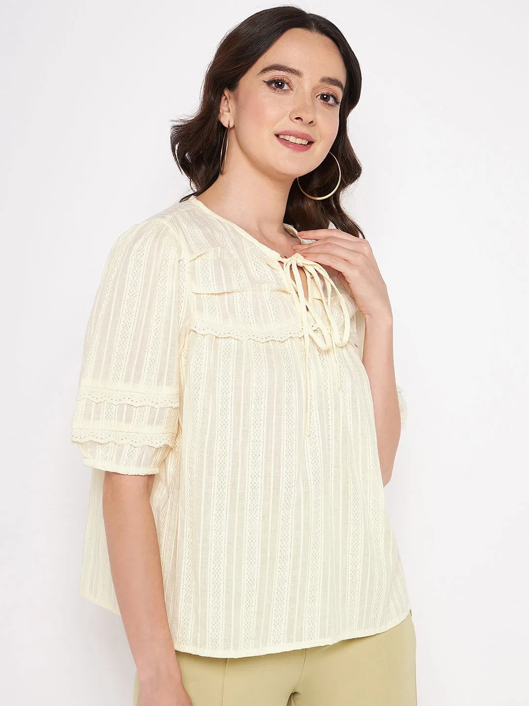 Madame Beige Lacework Puff Sleeves Top