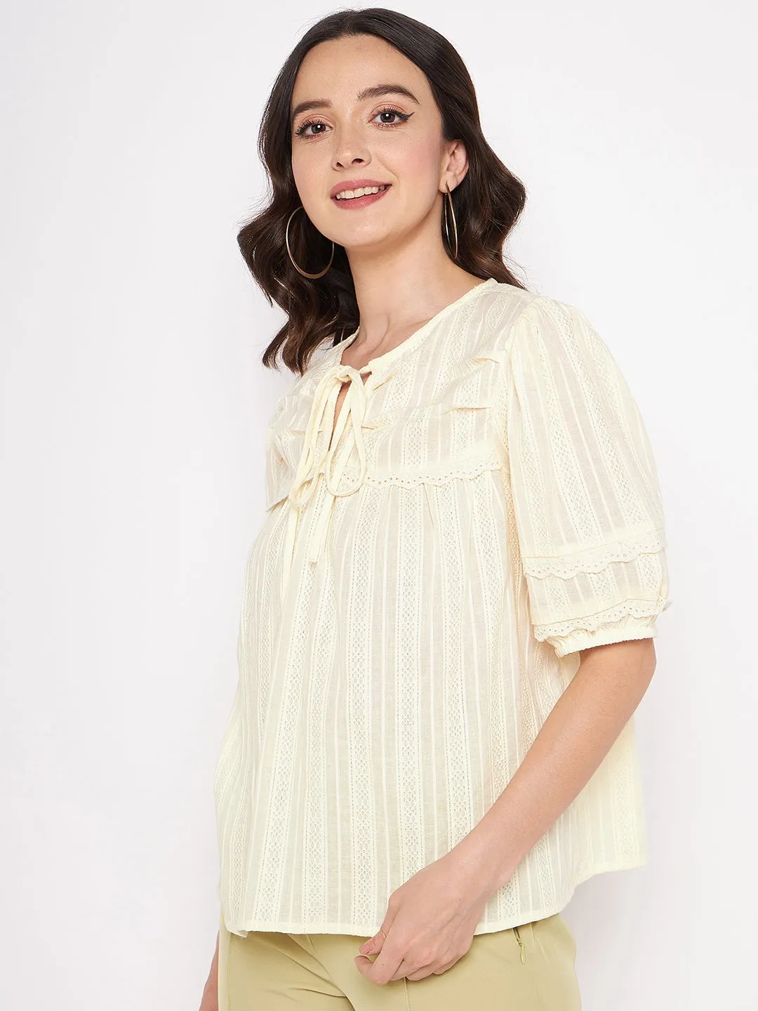 Madame Beige Lacework Puff Sleeves Top