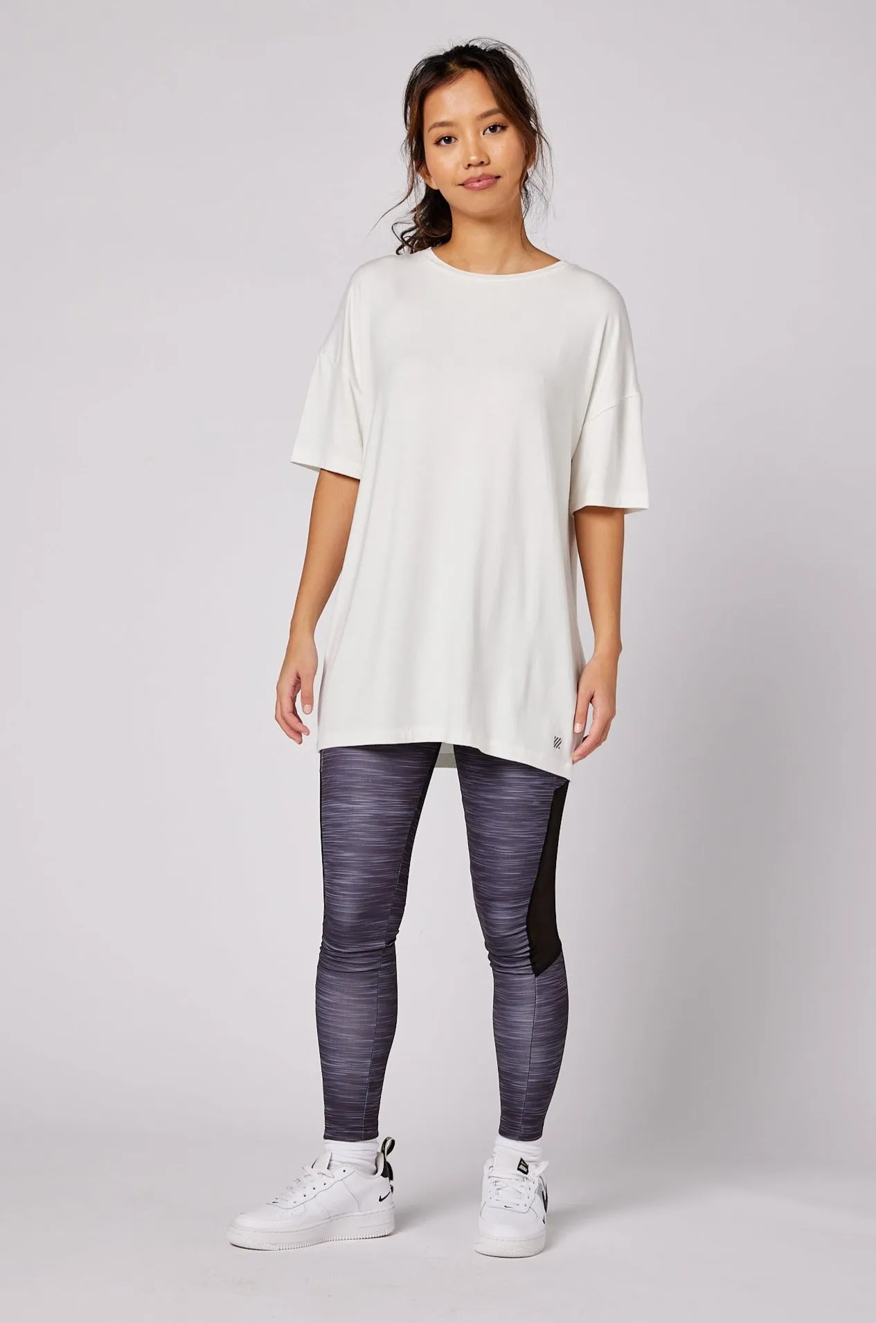 MELLOW Oversized T-Shirt - White