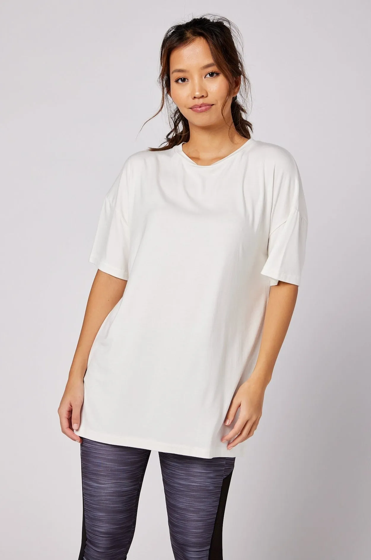 MELLOW Oversized T-Shirt - White