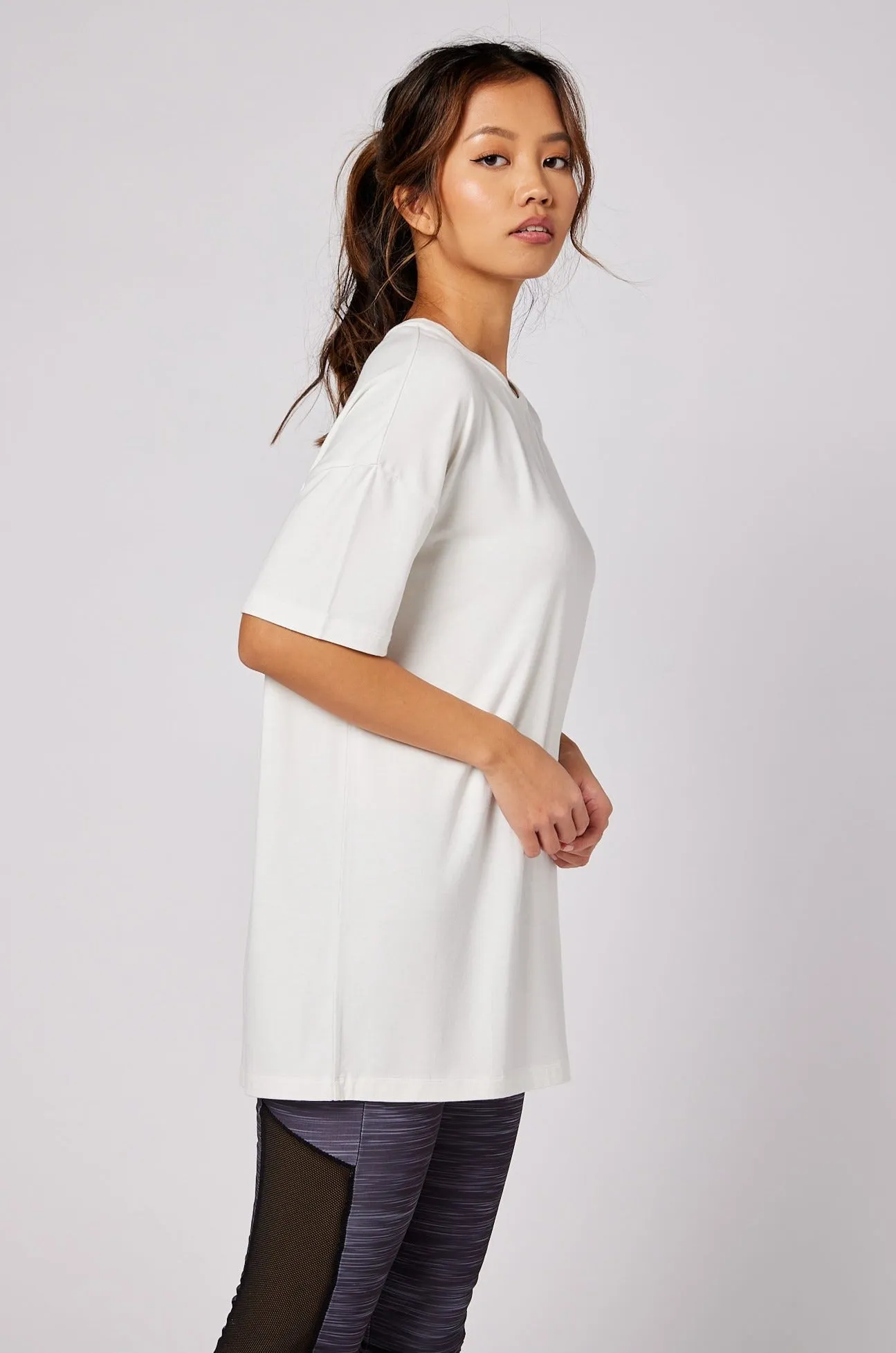 MELLOW Oversized T-Shirt - White