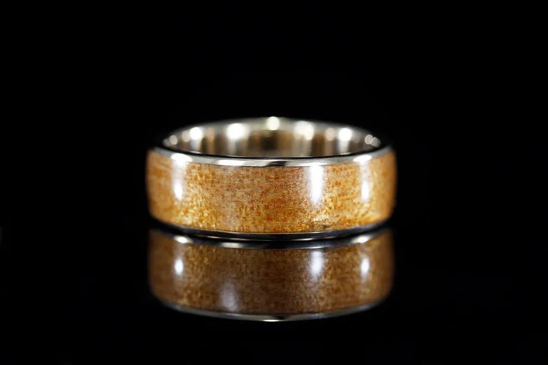 MEN'S YELLOW GOLD ANCIENT KAURI WOOD RING