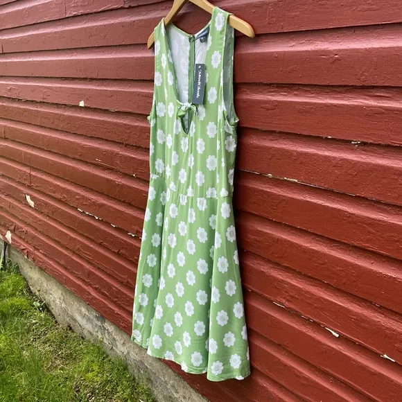 ModCloth Marketing My Words A-Line Dress Green &amp; White Polka Dot Women's Size 10
