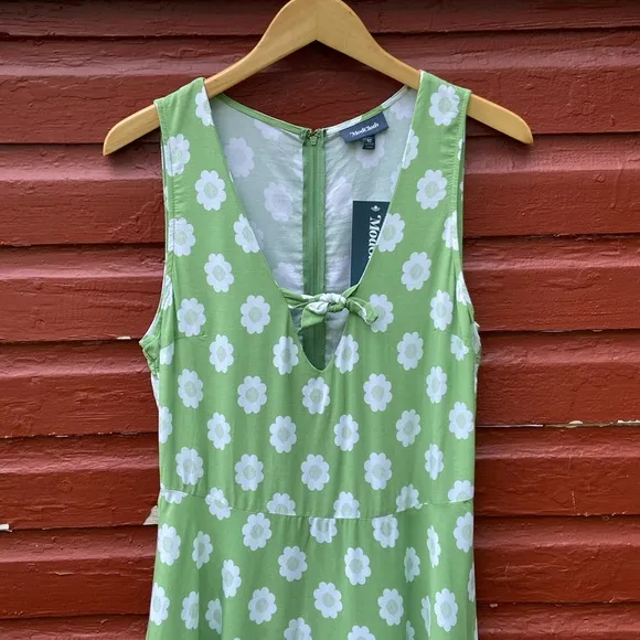 ModCloth Marketing My Words A-Line Dress Green &amp; White Polka Dot Women's Size 10