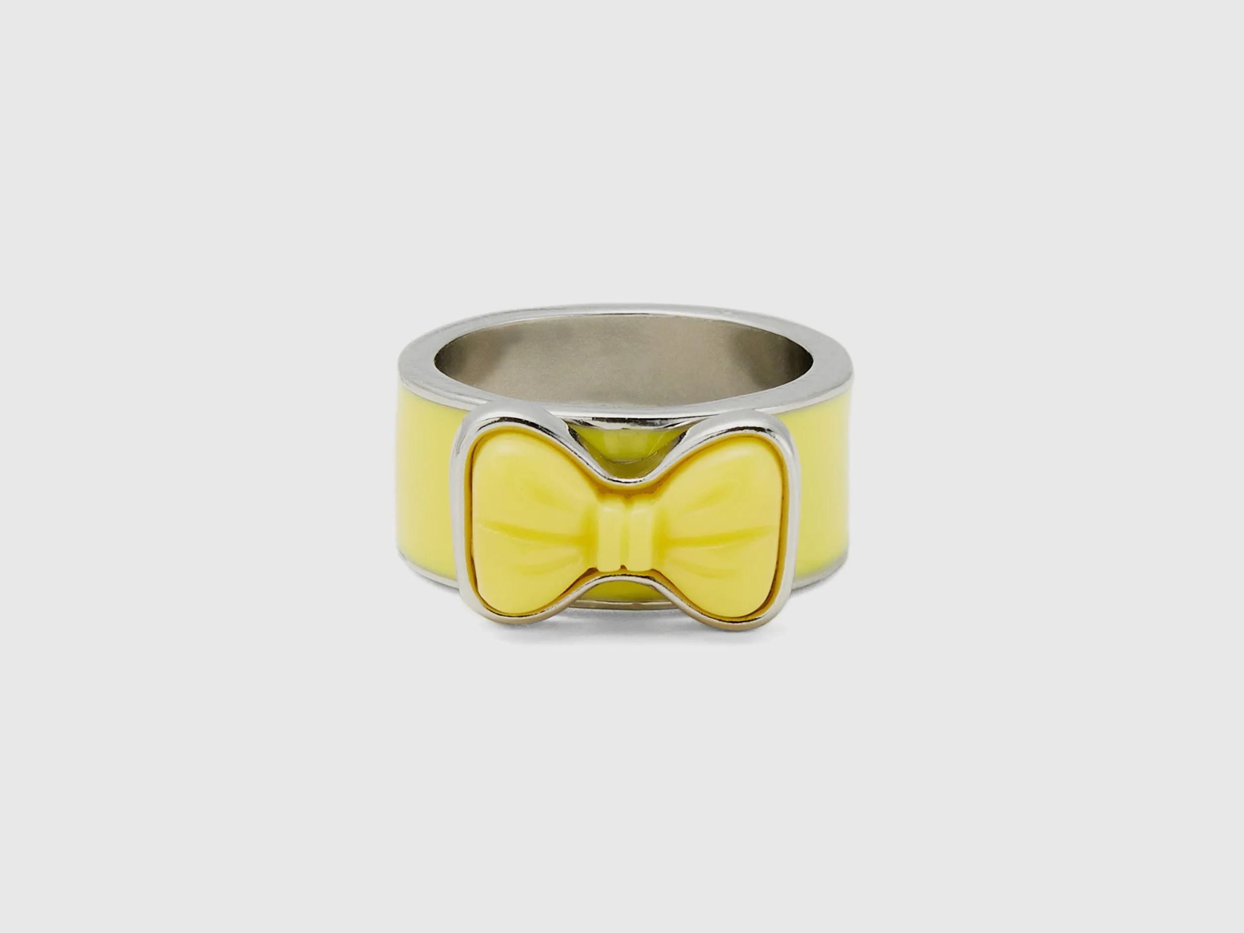 Patterned Ring
