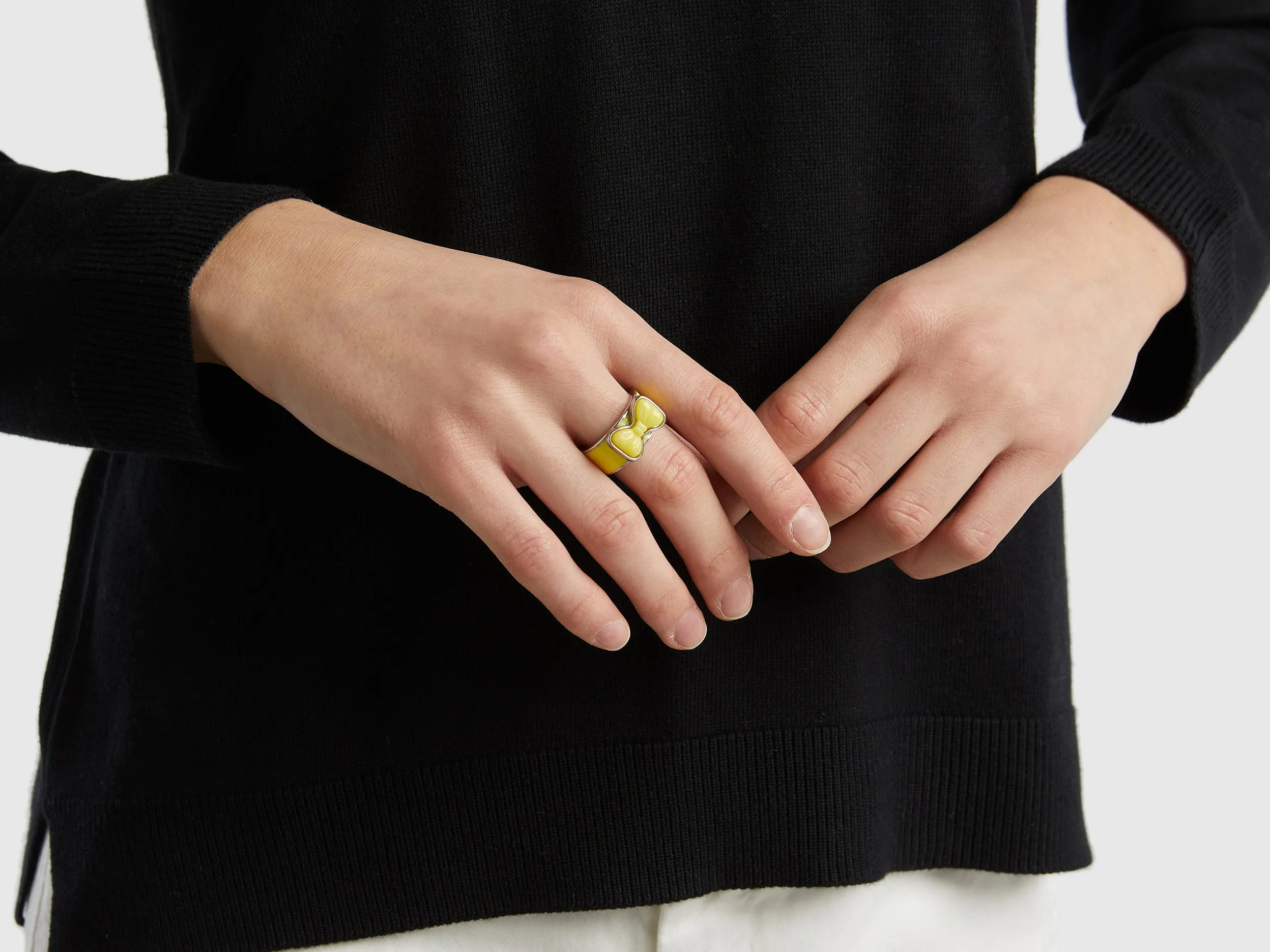 Patterned Ring
