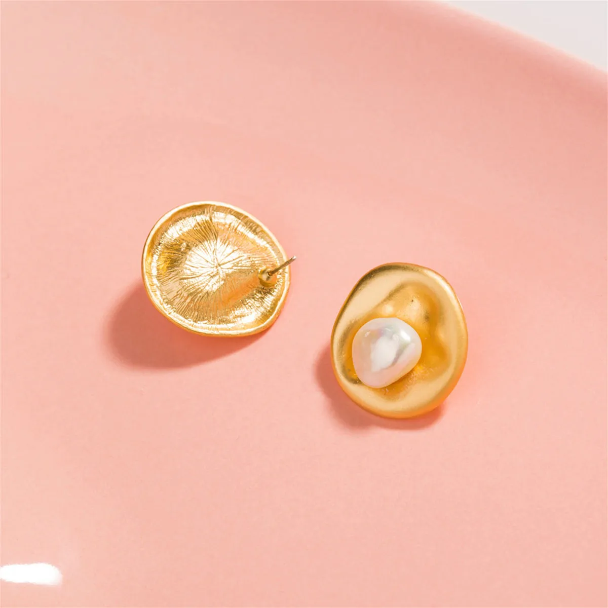Pearl & 18K Gold-Plated Hammered Circle Stud Earrings
