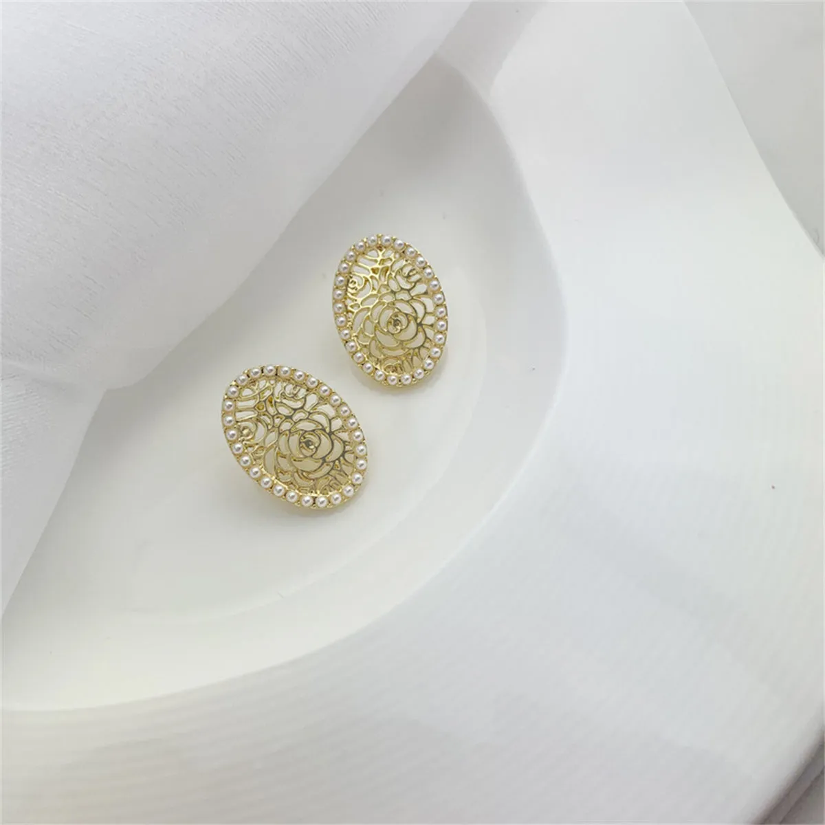 Pearl & 18K Gold-Plated Intricate Circle Stud Earrings