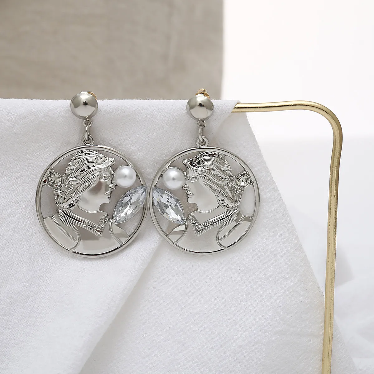 Pearl & Crystal Silver-Plated Portrait Round Drop Earrings
