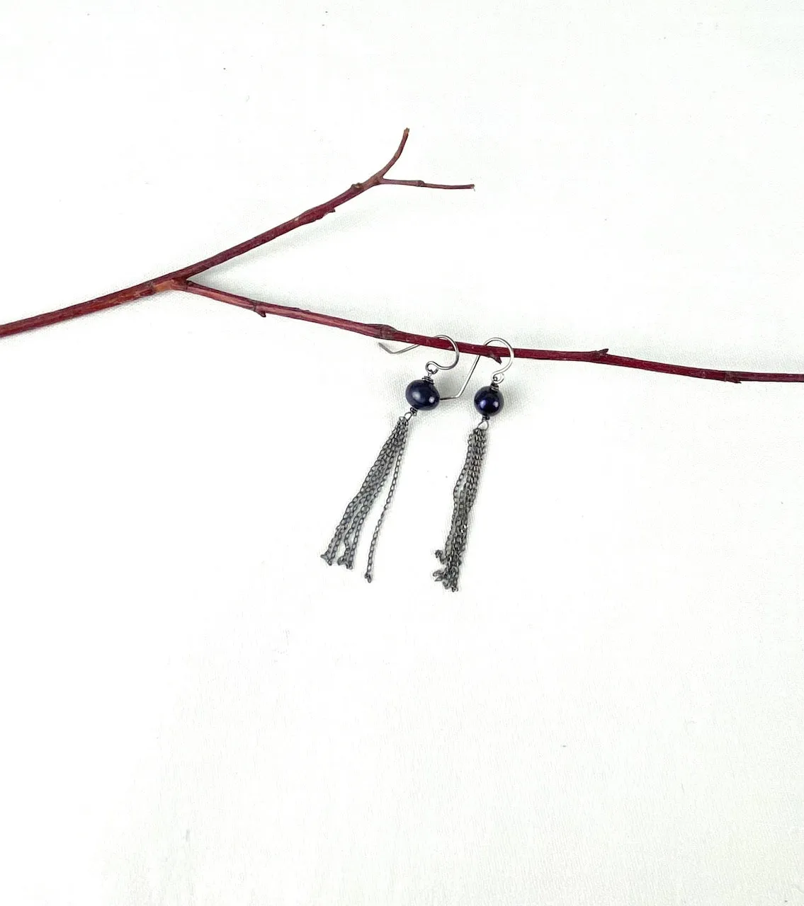 Pearl with silver chain earrings