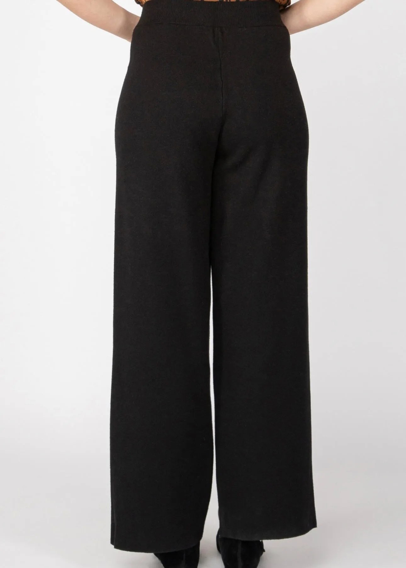 Pull on Wide Leg Sweater Pant