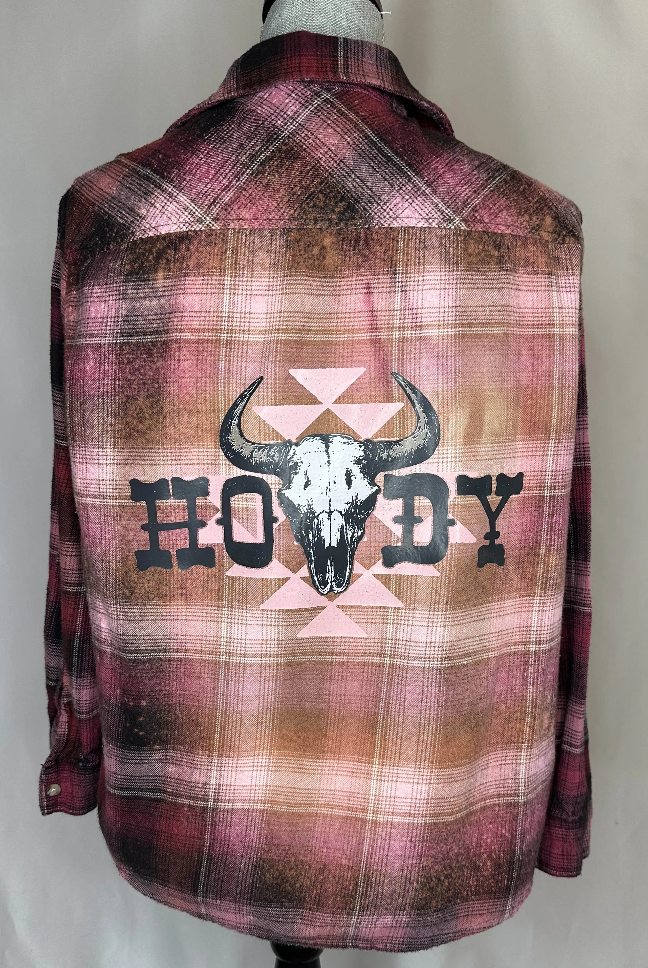 "Howdy" Women's Flannel