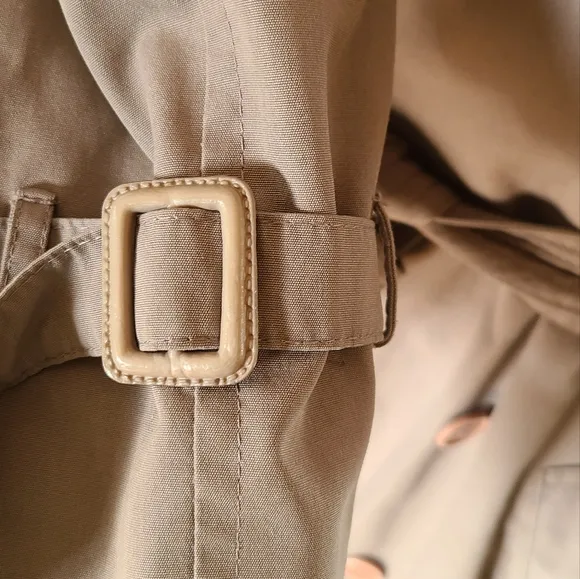 Rare VINTAGE retro 1980s NEIL MARTIN TRENCH COAT sm /med Women's /Unisex…