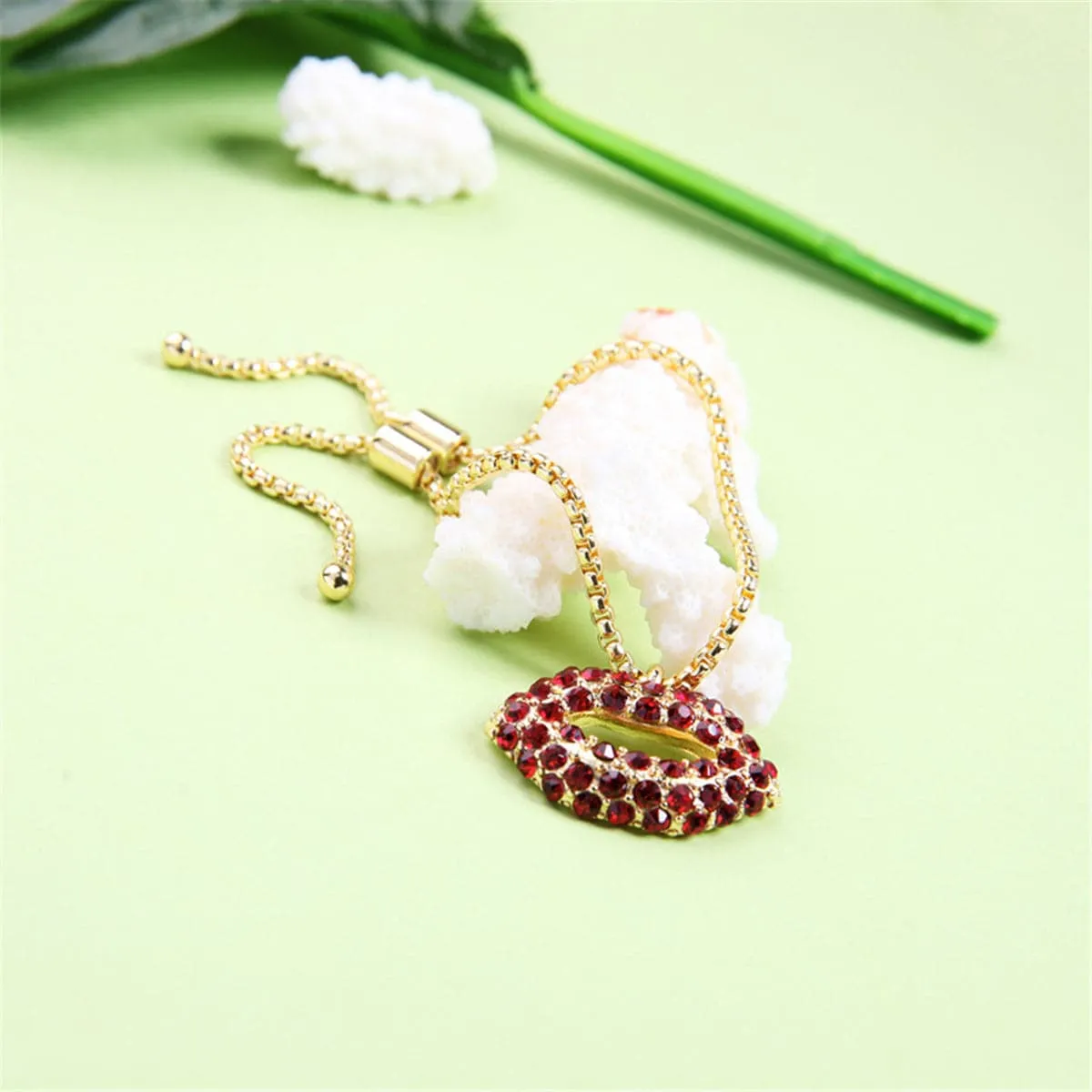 Red Cubic Zirconia & 18K Gold-Plated Lips Pendant Adjustable Bracelet