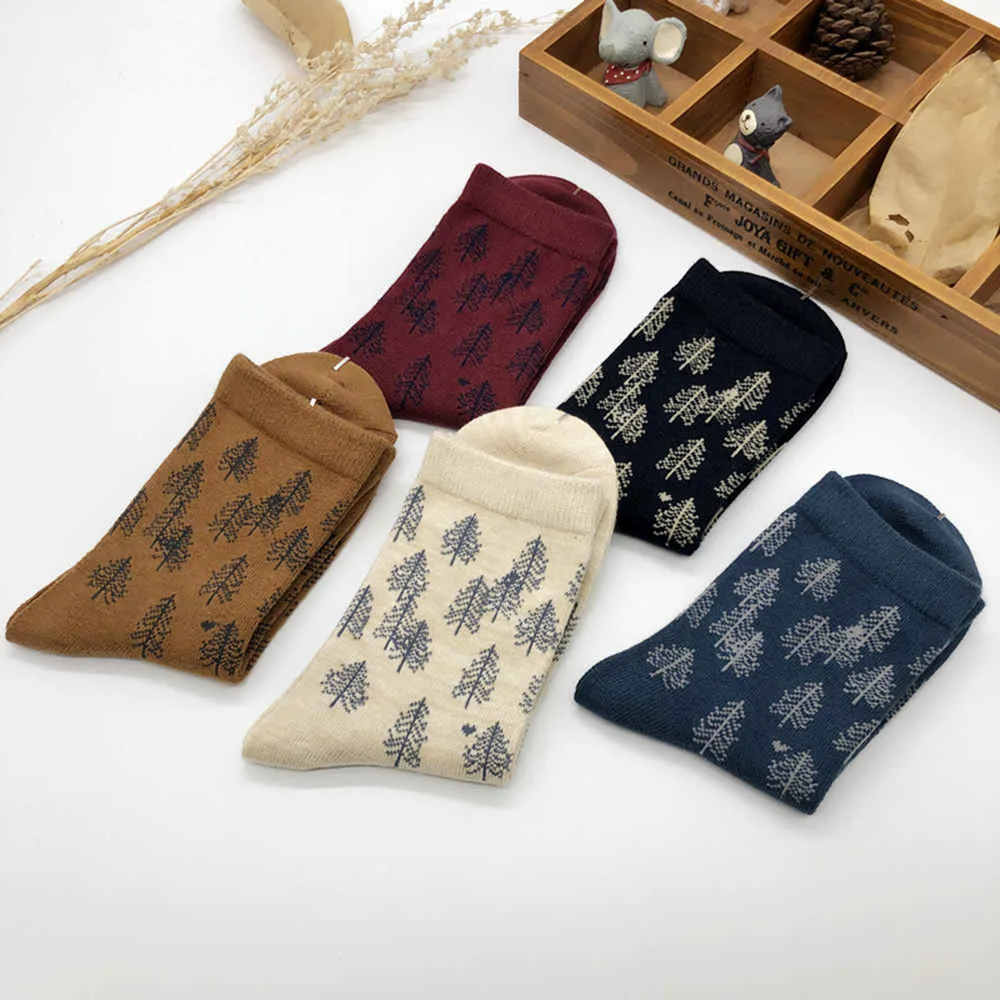 Retro Leaves Socks