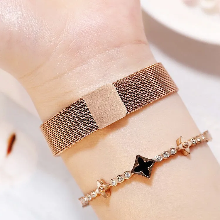 Round Dial With Diamond Scale Women's Watch